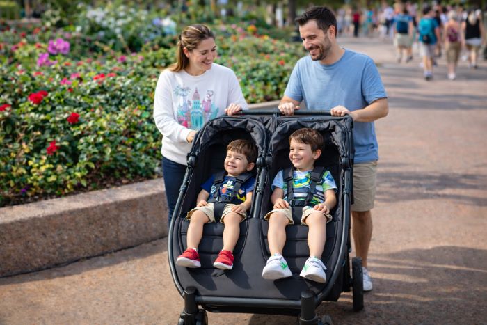family-disney-transportation-stroller-service